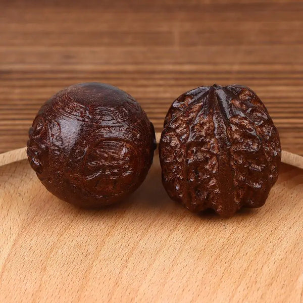 1Pair Sandalwood Handheld Ball Relief Walnut Handheld Ball Massage Exercise Healthcare Plaything Hand-Worn Ball