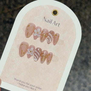 10Pcs Pink Blush Press on False Nails with Mermaid Shell Cat Eye Sparkling Dreamy Nail Patch Wearing Finished Acrylic Fake Nail